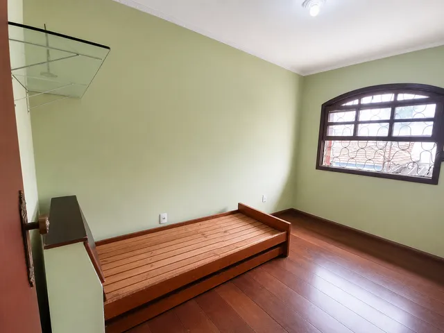 Casa 4 quartos e 3 banheiros, para alugar, no bairro Vila Nilo em São Paulo