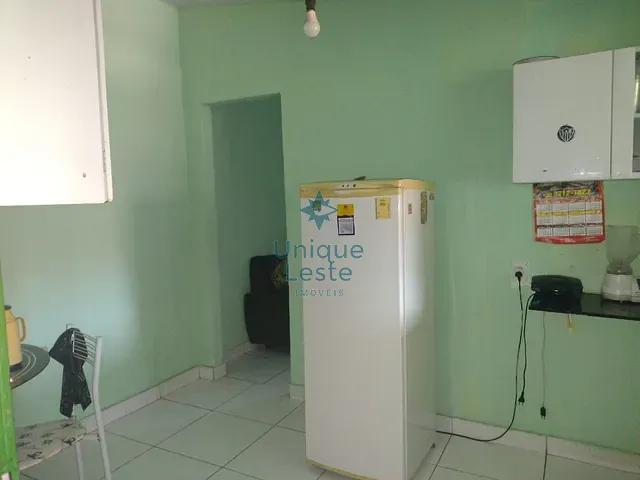 Casa com 302m² 1 quarto e 1 banheiro, à venda, no bairro Vila Amélia Moreira em Sabará