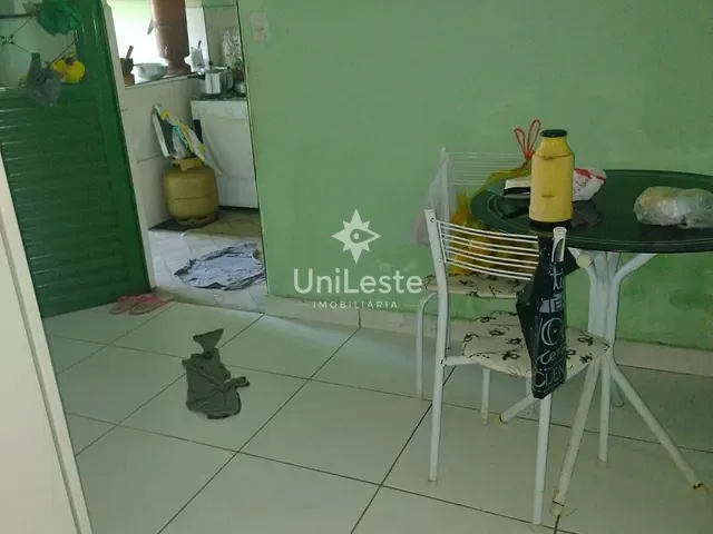 Casa com 302m² 1 quarto e 1 banheiro, à venda, no bairro Vila Amélia Moreira em Sabará