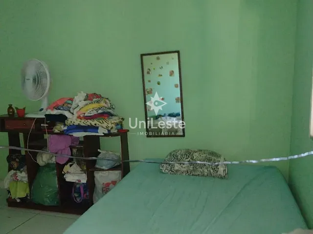 Casa com 302m² 1 quarto e 1 banheiro, à venda, no bairro Vila Amélia Moreira em Sabará