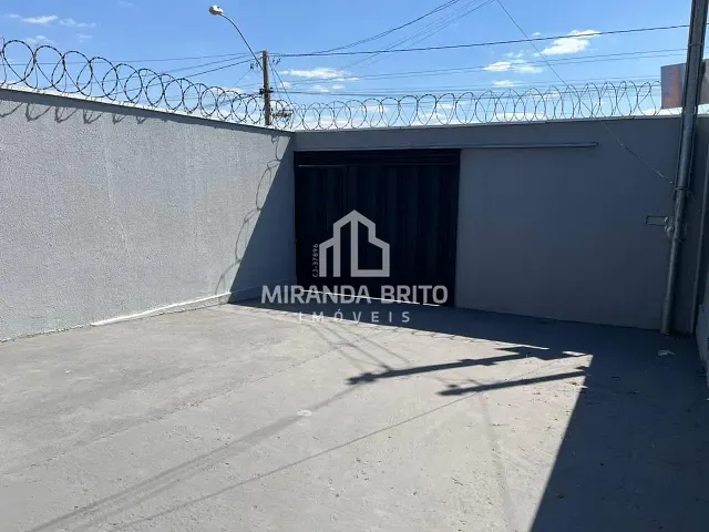 Casa 2 quartos e 2 banheiros, à venda, no bairro Residencial Itaipu em Goiânia