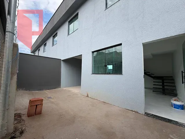 Casa com 76m² 2 quartos e 2 banheiros, à venda, no bairro Nazaré em Belo Horizonte