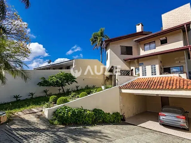 Casa com 233m² 3 quartos e 4 banheiros, à venda, no bairro Pilarzinho em Curitiba