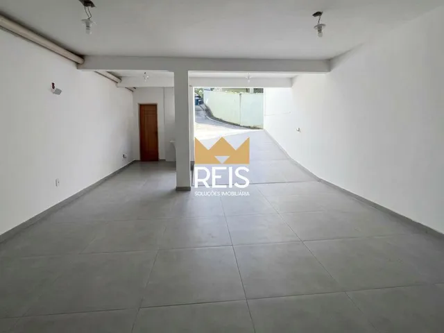 Casa 2 quartos e 2 banheiros, à venda, no bairro Campo Grande em Rio de Janeiro
