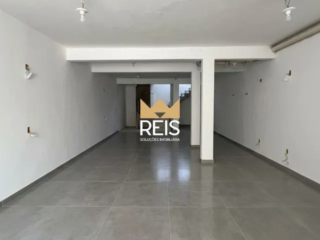 Casa 2 quartos e 2 banheiros, à venda, no bairro Campo Grande em Rio de Janeiro