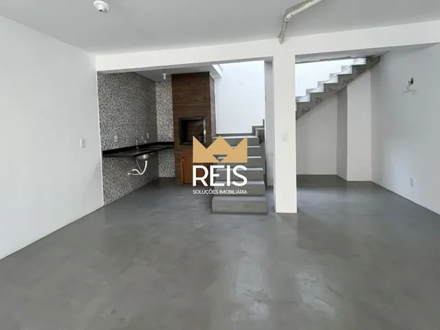 Casa 2 quartos e 2 banheiros, à venda, no bairro Campo Grande em Rio de Janeiro