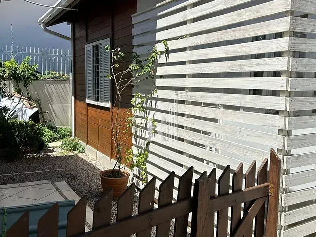 Casa com 195m² 2 quartos e 2 banheiros, à venda, no bairro Centro em Tijucas