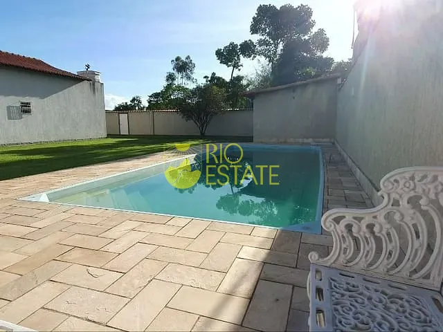 Casa com 750m² 3 quartos e 3 banheiros, à venda, no bairro Jardim Itatiaia em Itatiaia