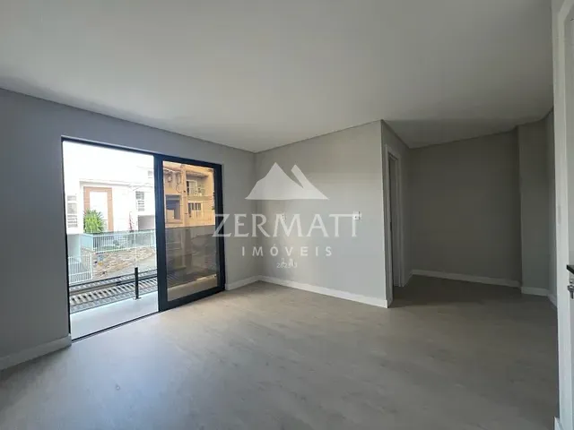 Casa 3 quartos e 5 banheiros, à venda, no bairro Velha Central em Blumenau