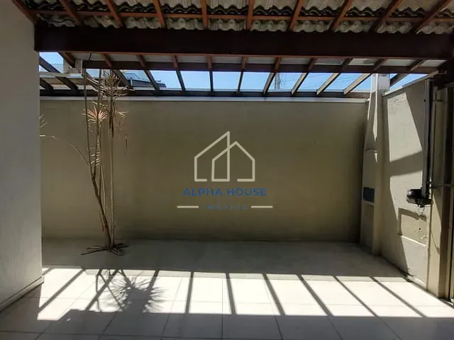 Casa com 225m² 3 quartos e 1 banheiro, à venda, no bairro Nossa Senhora do Perpétuo Socorro em Pindamonhangaba