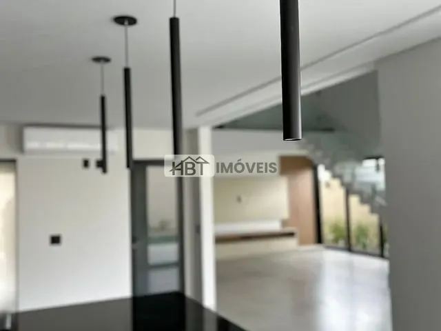 Casa 4 quartos e 5 banheiros, à venda, no bairro Samambaia Parque Residencial em Bauru