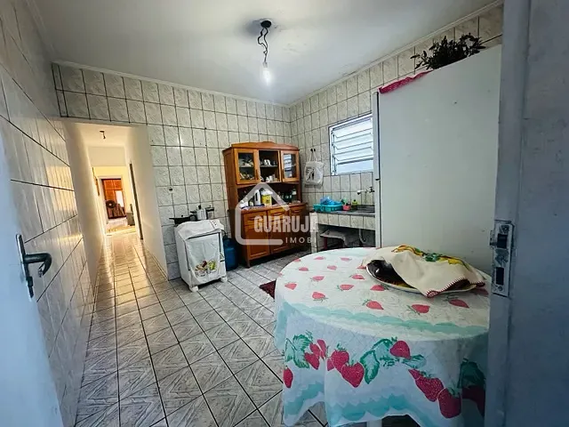 Casa 2 quartos e 1 banheiro, à venda, no bairro Vila Áurea (Vicente de Carvalho) em Guarujá