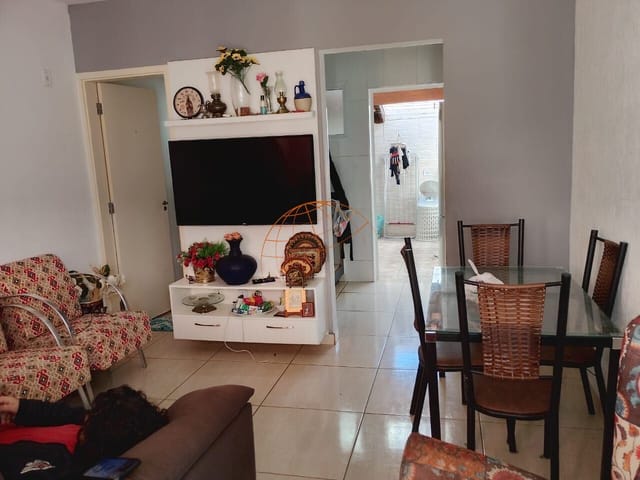 Casa 2 quartos e 1 banheiro, à venda, no bairro Água Espraiada (Caucaia do Alto) em Cotia