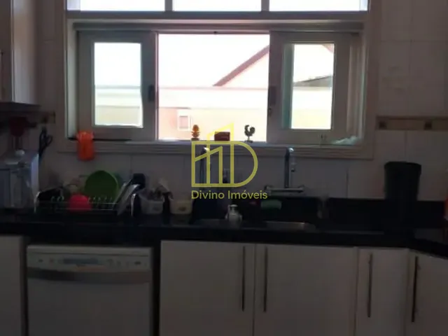 Casa 4 quartos e 3 banheiros, para alugar, no bairro Jardim Ibiti do Paço em Sorocaba