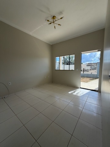 Casa com 373m² 3 quartos e 2 banheiros, à venda, no bairro Jardim Primavera em Nova Mutum
