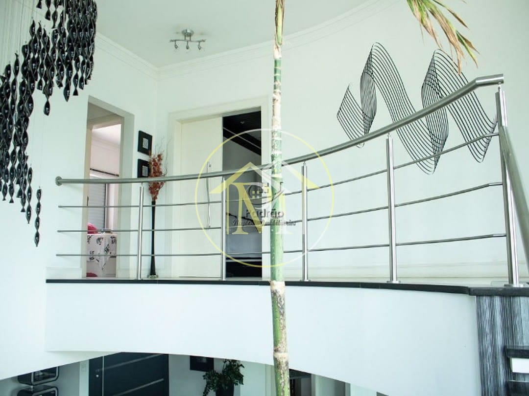 Casa à venda com 3 quartos, 420m² - Foto 8