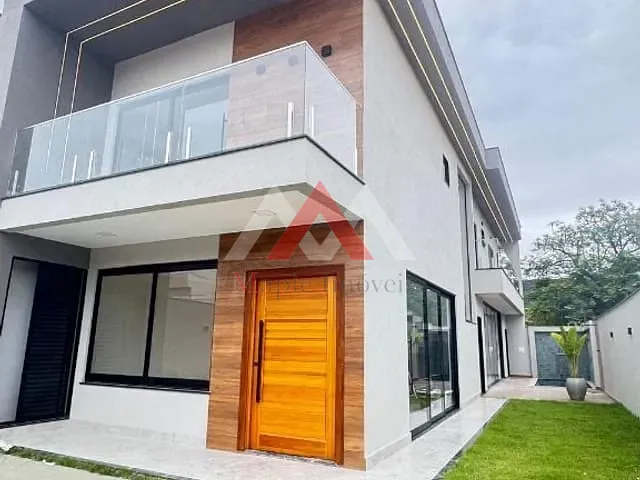 Casa com 200m² 3 quartos e 4 banheiros, à venda, no bairro Itaipu em Niterói