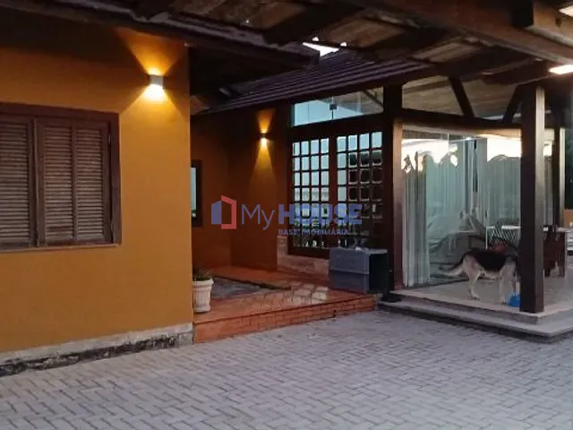 Casa com 400m² 3 quartos e 3 banheiros, à venda, no bairro Boa Vista em Ilhéus