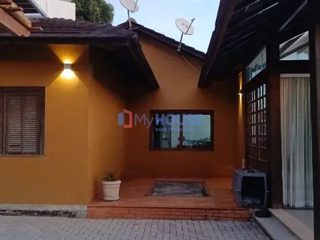 Casa com 400m² 3 quartos e 3 banheiros, à venda, no bairro Boa Vista em Ilhéus