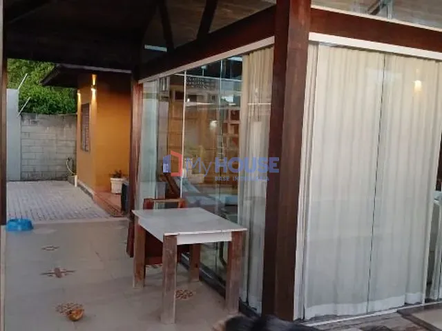 Casa com 400m² 3 quartos e 3 banheiros, à venda, no bairro Boa Vista em Ilhéus