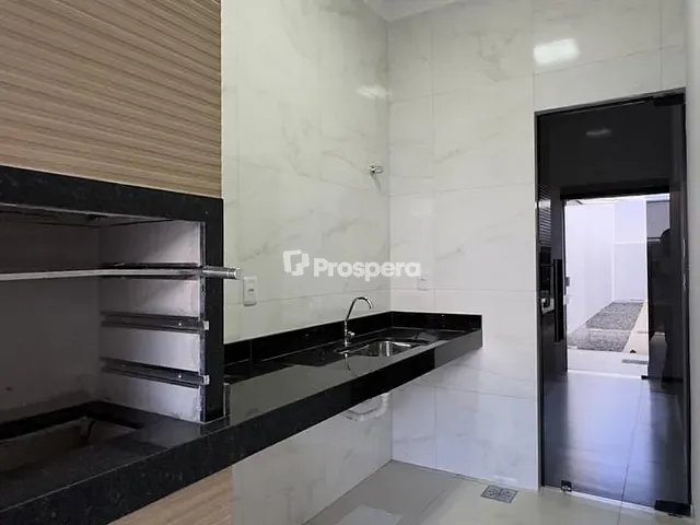 Casa com 150m² 3 quartos e 2 banheiros, à venda, no bairro Víviam Parque em Anápolis