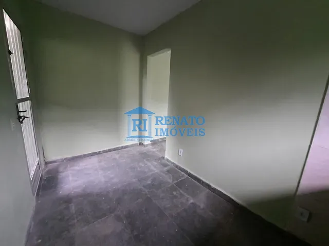 Casa 1 quarto e 1 banheiro, para alugar, no bairro Mumbuca em Maricá