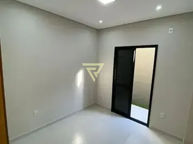 Casa com 250m² 3 quartos e 2 banheiros, à venda, no bairro Vila Monte Alegre em Ribeirão Preto