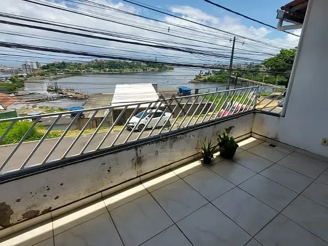 Casa 4 quartos e 2 banheiros, à venda, no bairro Conquista em Ilhéus