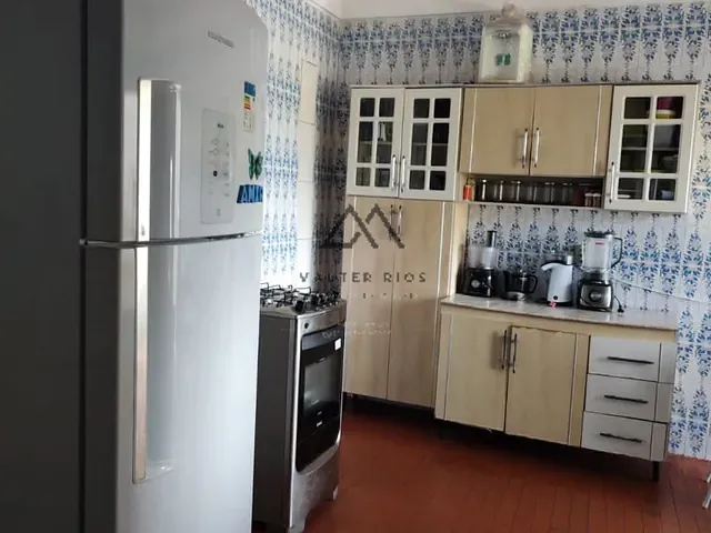Casa 4 quartos e 2 banheiros, à venda, no bairro Conquista em Ilhéus