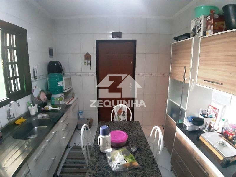 Casa à venda com 3 quartos, 120m² - Foto 13