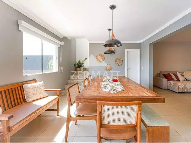Casa com 422m² 4 quartos e 3 banheiros, à venda, no bairro Velha Central em Blumenau