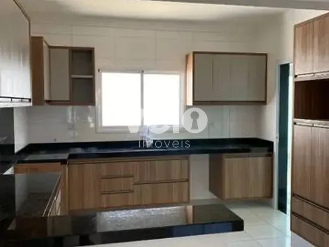 Casa 3 quartos e 2 banheiros, à venda, no bairro Vila Areao em Taubaté