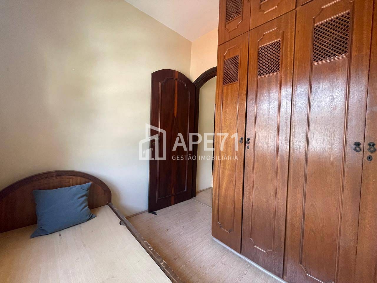 Casa, 4 quartos, 259 m² - Foto 12