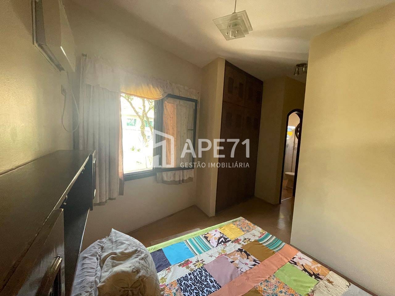 Casa, 4 quartos, 259 m² - Foto 18