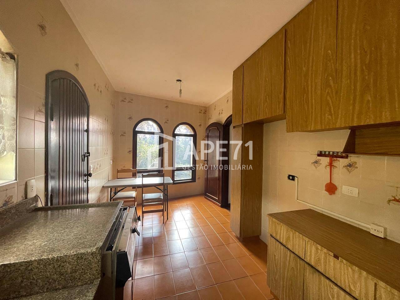Casa, 4 quartos, 259 m² - Foto 26