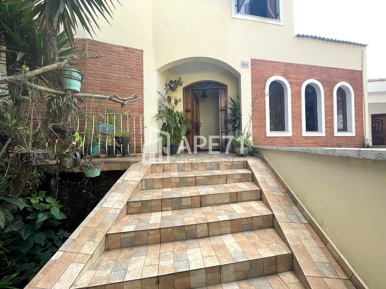 Casa, 4 quartos, 259 m² - Foto 2