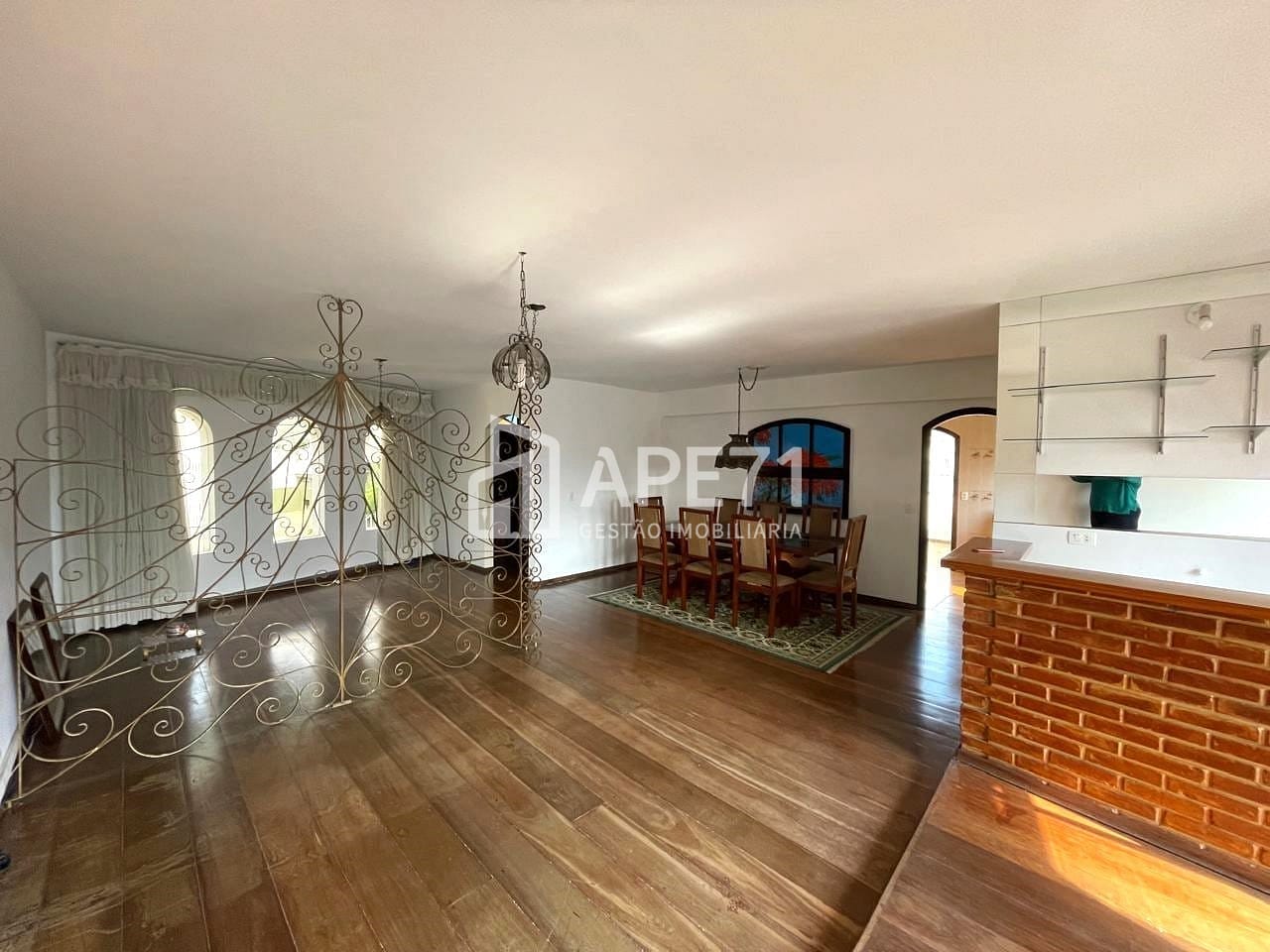 Casa, 4 quartos, 259 m² - Foto 5