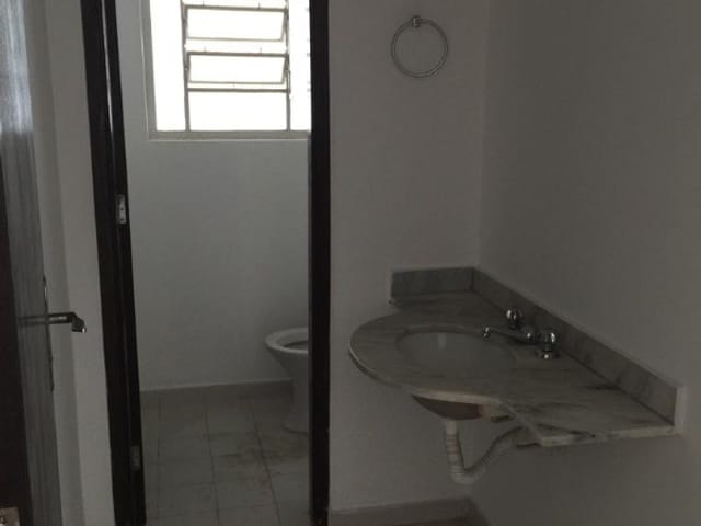 Casa com 240m² 3 quartos e 4 banheiros, para alugar, no bairro Fátima I em Pouso Alegre
