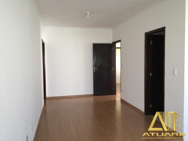 Casa com 240m² 3 quartos e 4 banheiros, para alugar, no bairro Fátima I em Pouso Alegre