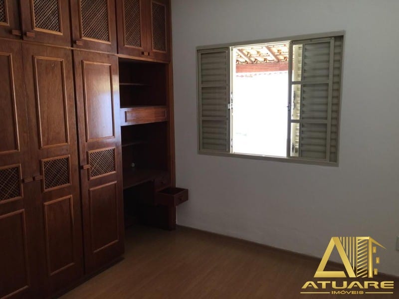 Casa, 3 quartos, 240 m² - Foto 13