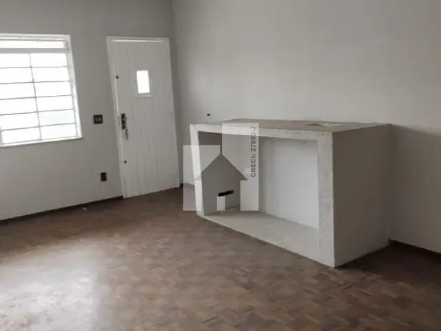 Casa com 280m² 4 quartos e 4 banheiros, para alugar, no bairro Vila Arens II em Jundiaí