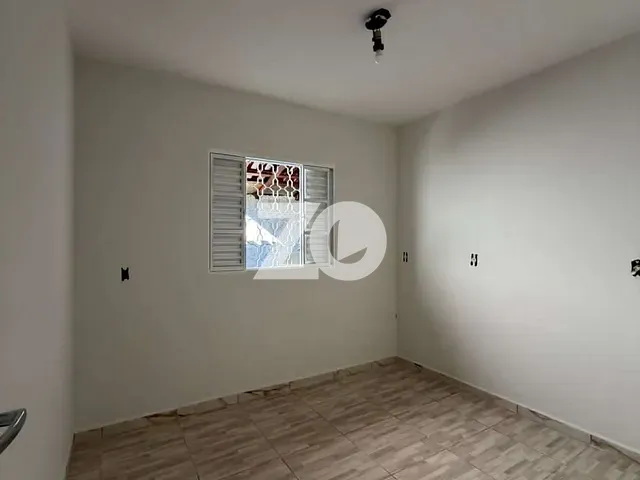 Casa com 250m² 3 quartos e 1 banheiro, à venda, no bairro Jardim Silvestre em Bauru