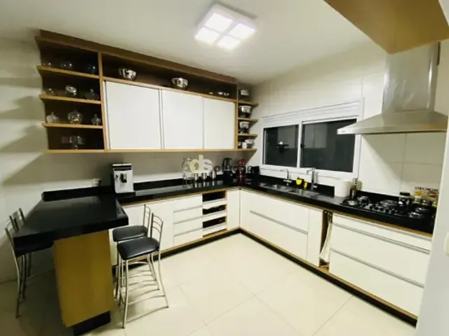 Casa 4 quartos e 5 banheiros, à venda, no bairro Tucuruvi em São Paulo