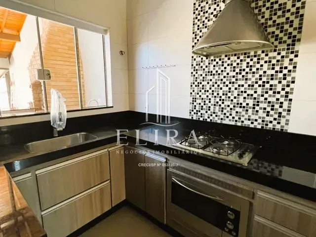 Casa com 150m² 3 quartos e 2 banheiros, à venda, no bairro Parque Universitário em Americana