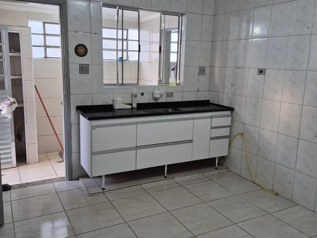 Casa 2 quartos e 1 banheiro, para alugar, no bairro Vila Sabrina em São Paulo