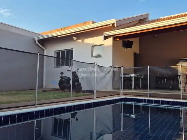Casa 4 quartos e 4 banheiros, à venda, no bairro Residencial dos Imigrantes em Holambra