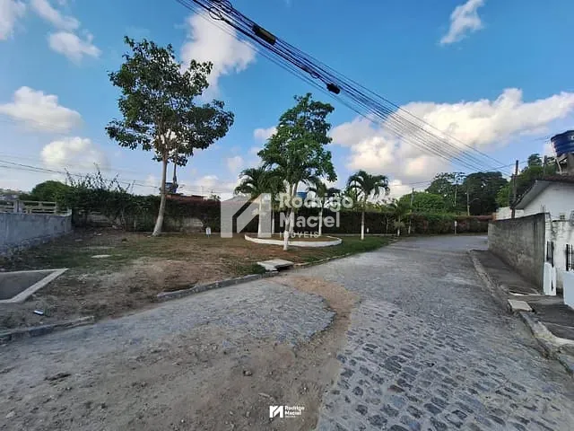 Casa com 102m² 3 quartos e 1 banheiro, à venda, no bairro Jardim Primavera em Camaragibe