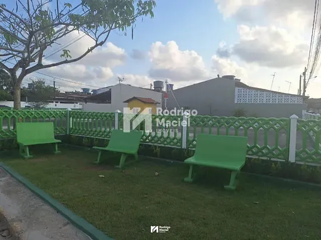 Casa com 102m² 3 quartos e 1 banheiro, à venda, no bairro Jardim Primavera em Camaragibe