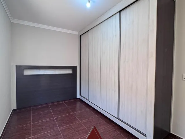 Casa com 250m² 4 quartos e 1 banheiro, à venda, no bairro Parque Residencial Nova Franca em Franca