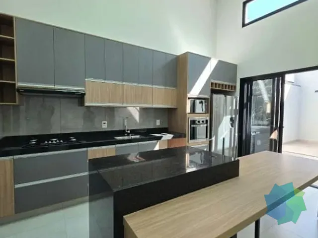 Casa com 175m² 3 quartos e 3 banheiros, à venda, no bairro Loteamento Terras de São Pedro e São Paulo em Salto